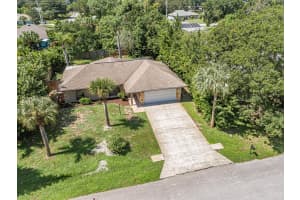 410 Banyan Street, Sebastian, FL 32958 Sold 04/04/25