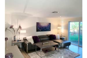 275 NE 16th Street, Delray Beach, FL 33444 Sold 07/25/25