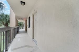 1901 Marina Isle Way 302, Jupiter, FL 33477 Sold 03/13/25