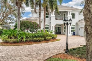 700 Marbrisa River Lane, Vero Beach, FL 32963 - MLS#R11056686