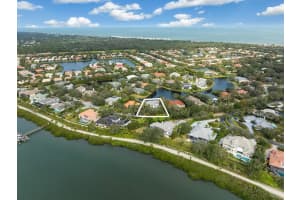700 Marbrisa River Lane, Vero Beach, FL 32963 - MLS#R11056686