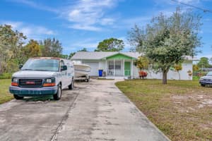 6456 SE Circle Street, Hobe Sound, FL 33455 Sold 03/03/25