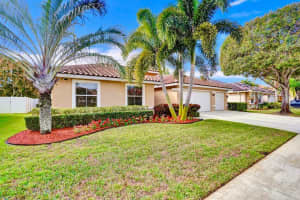5568 Lake Shore Village Circle, Lake Worth, FL 33463 Sold 07/07/25