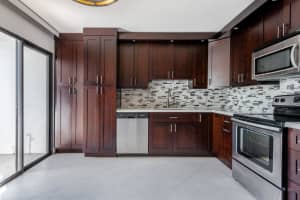 7515 Glendevon Lane 602, Delray Beach, FL 33446 Sold 04/22/25