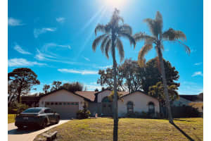 326 NE Genesee Avenue, Port Saint Lucie, FL 34983 Sold 05/29/25