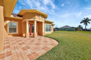 673 SW Jordin Avenue, Port Saint Lucie, FL 34953 Sold 07/11/25