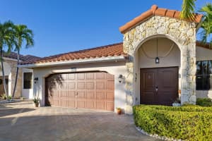 9827 NW 10th Terrace, Miami, FL 33172 Sold 04/11/25