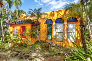 337 Pilgrim Road, West Palm Beach, FL 33405 Sold 04/04/25