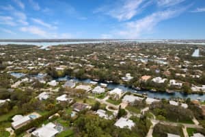 952 SW Pine Tree Lane, Palm City, FL 34990 Sold 04/15/25