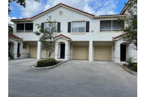 272 SE Kitching Circle, Stuart, FL 34994 Sold 07/15/25