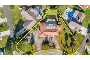 42 Golfview Drive, Tequesta, FL 33469 Sold 08/21/25