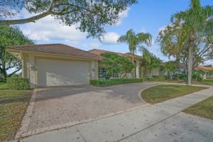 1905 S Club Drive, Wellington, FL 33414 Sold 04/16/25