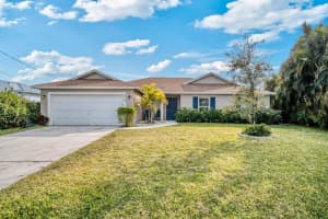 978 SE Atlantus Avenue, Port Saint Lucie, FL 34983 Sold 03/31/25