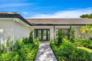 2722 Embassy Drive, West Palm Beach, FL 33401 Sold 03/26/25