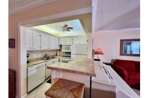 101 Oakridge H 101, Deerfield Beach, FL 33442 - MLS#R11057066