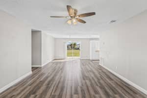 2122 SE Heathwood Circle, Port Saint Lucie, FL 34952 - MLS#R11057082