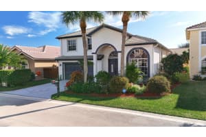 7040 Peninsula Lake Court, Lake Worth
