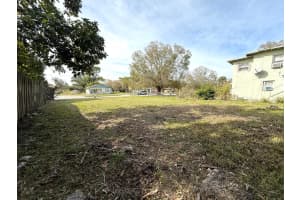 804 22nd Street, Fort Pierce, FL 34950 - MLS#R11057104