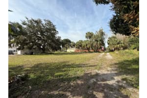 110 12th N Street, Fort Pierce, FL 34950 - MLS#R11057122