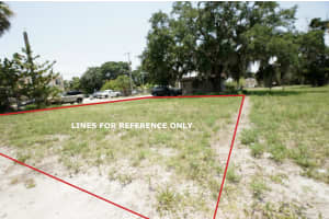 110 12th N Street, Fort Pierce, FL 34950 - MLS#R11057122