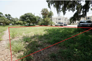 110 12th N Street, Fort Pierce, FL 34950 - MLS#R11057122