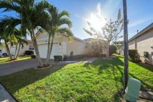 248 SW Manatee Springs Way, Port Saint Lucie, FL 34986 - MLS#R11057144