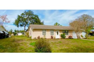 722 Cody Avenue, Sebastian, FL 32958 Sold 03/14/25