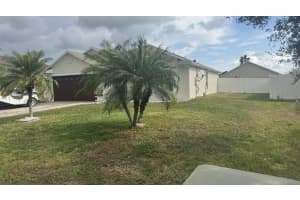 2705 Eagle Glen Circle, Kissimmee, FL 34746 - MLS#R11057171
