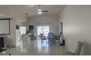 2705 Eagle Glen Circle, Kissimmee, FL 34746 - MLS#R11057171
