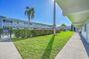 2110 NE 42nd Street #1b, Lighthouse Point, FL 33064 Sold 06/11/25
