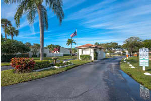 2541 Boundbrook Boulevard 101, West Palm Beach, FL 33406 Sold 03/25/25