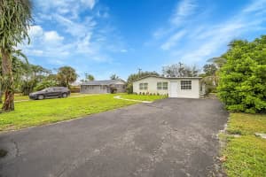 361 Garden Boulevard Boulevard, Palm Beach Gardens, FL 33410 Sold 03/20/25