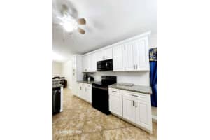 815 Greenleaf Circle, Vero Beach, FL 32960 Sold 07/09/25