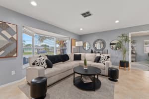 2080 SE Elmhurst Road, Port Saint Lucie, FL 34952 - MLS#R11057323