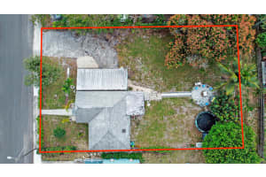 1109 S Pine Street, Lake Worth Beach, FL 33460 Sold 03/18/25