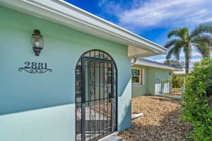 2881 SE Fairway W, Stuart, FL 34997 Sold 04/18/25