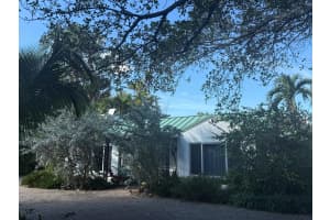 12 E Ocean Avenue, Ocean Ridge, FL 33435 Sold 10/16/25