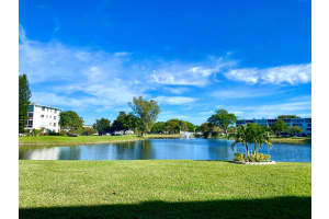 1032 Farnham O, Deerfield Beach, FL 33442 Sold 05/20/25