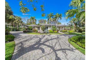 21 E High Point Road, Sewalls Point, FL 34996 Sold 03/31/25