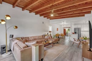 1605 N M Street, Lake Worth Beach, FL 33460 Sold 03/10/25