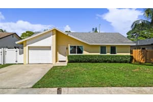 335 SW 34th Avenue, Deerfield Beach, FL 33442 Sold 04/02/25