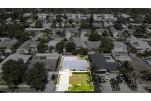 335 SW 34th Avenue, Deerfield Beach, FL 33442 Sold 04/02/25
