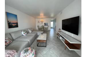 2515 NE 1st Court 411, Boynton Beach, FL 33435 - MLS#R11057568