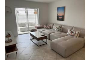 2515 NE 1st Court 411, Boynton Beach, FL 33435 - MLS#R11057568