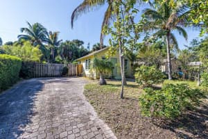 730 54th Street, West Palm Beach, FL 33407 Sold 06/30/25
