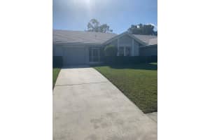 3310 Sw Villa Place, Palm City
