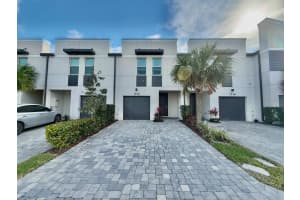 1712 Lindley Street, Mangonia Park, FL 33407 Sold 06/24/25