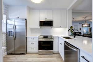 20 Yacht Club Drive 211, North Palm Beach, FL 33408 Sold 03/06/25