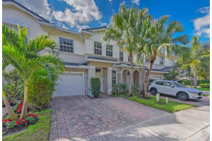 4438 Regal Court, Delray Beach, FL 33445 Sold 03/31/25