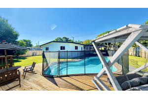 886 E Acre Drive, Plantation, FL 33317 Sold 03/07/25